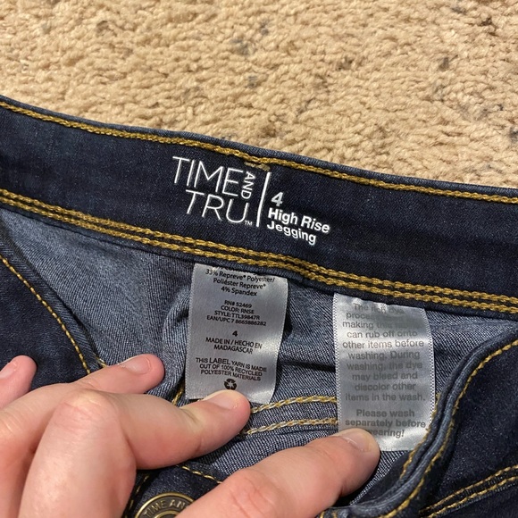 Time and Tru jeggings - Picture 3 of 3